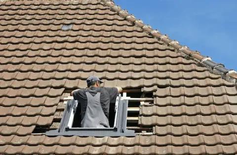 Pose de velux - Val-des-Marais